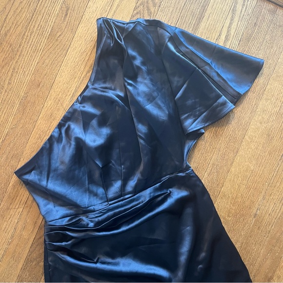 Cupshe Dresses Cupshe Braylee One Shoulder Navy Satin Dress Medium